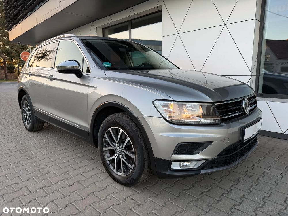 Volkswagen Tiguan 2.0 TDI SCR 4MOTION BlueMotion Technology DSG Lounge Sport & Style - 29
