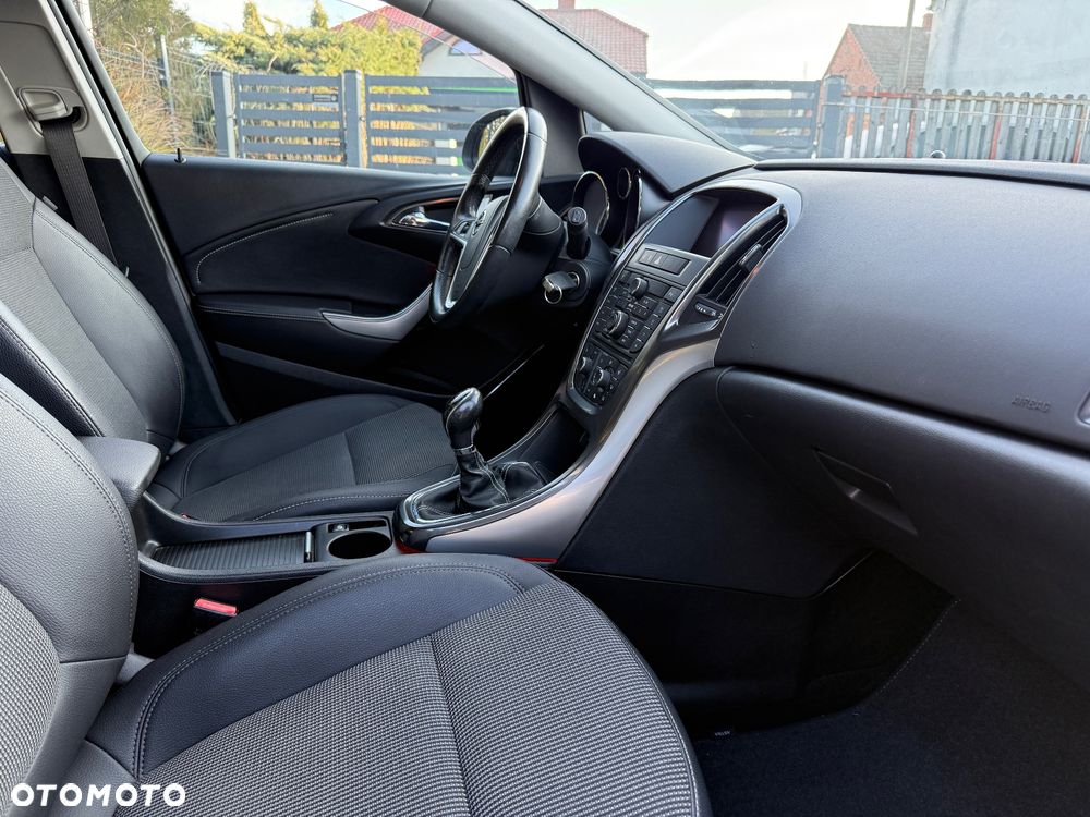 Opel Astra 1.4 T Cosmo - 7