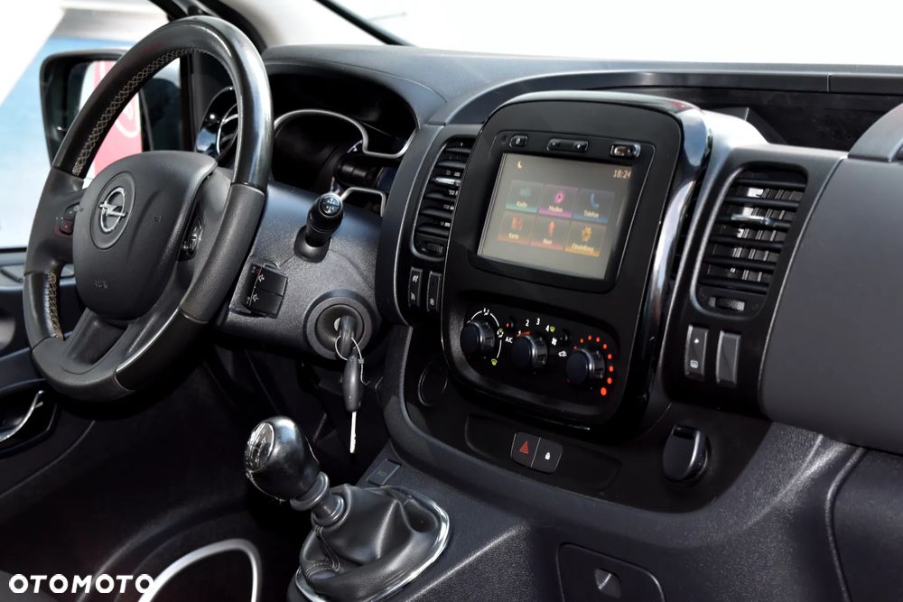 Opel Vivaro L2H1 2.9t Sport - 19