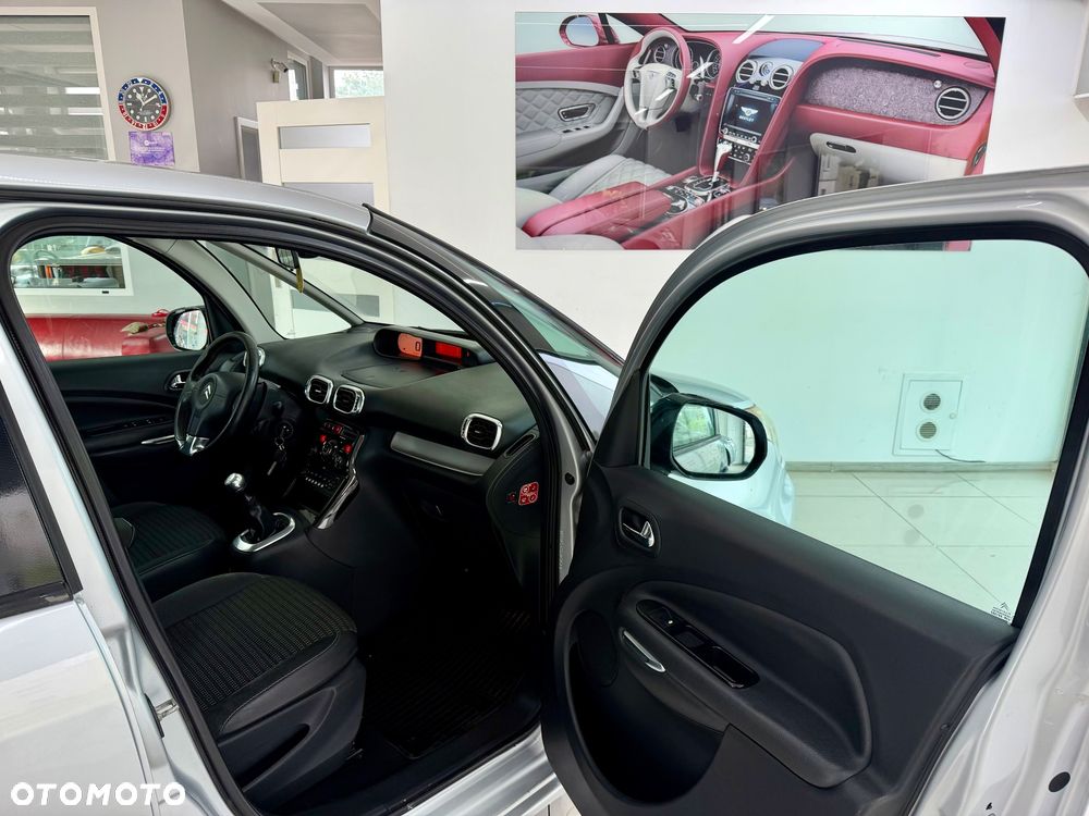 Citroën C3 Picasso 1.4i Exclusive - 23