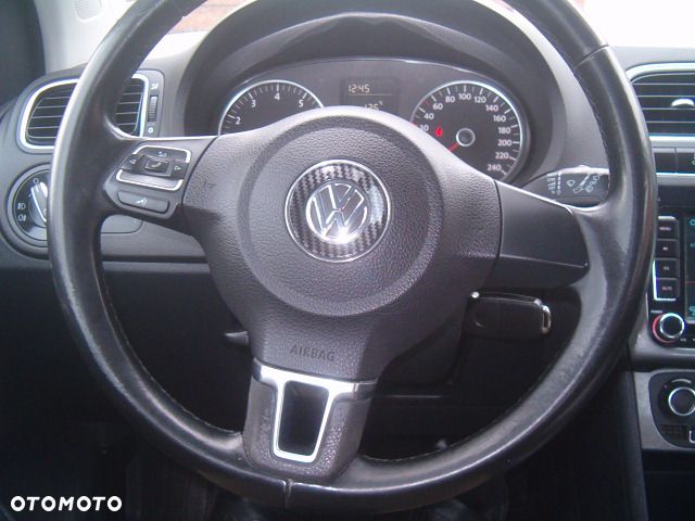 Volkswagen Polo - 21