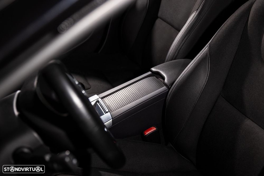 Volvo V60 2.0 D4 Kinetic - 22