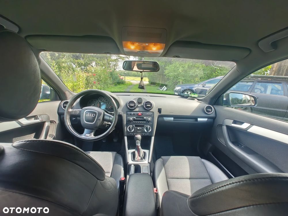 Audi A3 Sportback 2.0 TDI Ambiente - 5