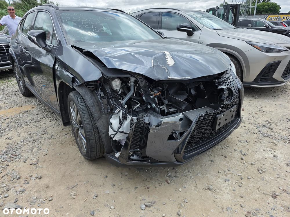 Lexus UX 300h (E-FOUR) F SPORT - 7