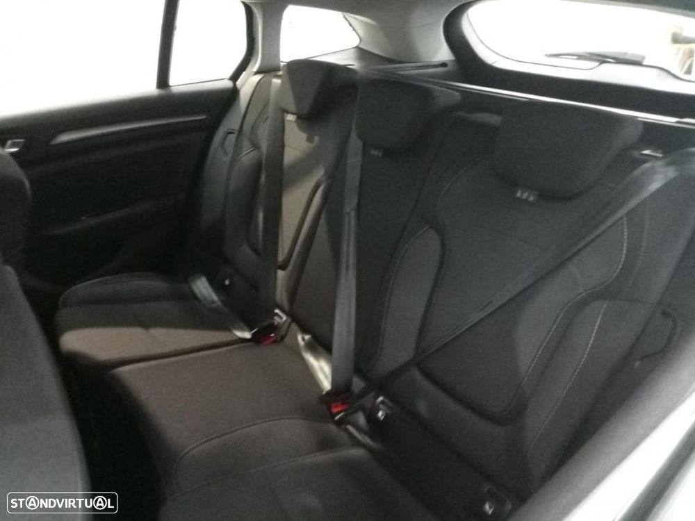 Renault Mégane Sport Tourer 1.5 Blue dCi Equilibre - 4