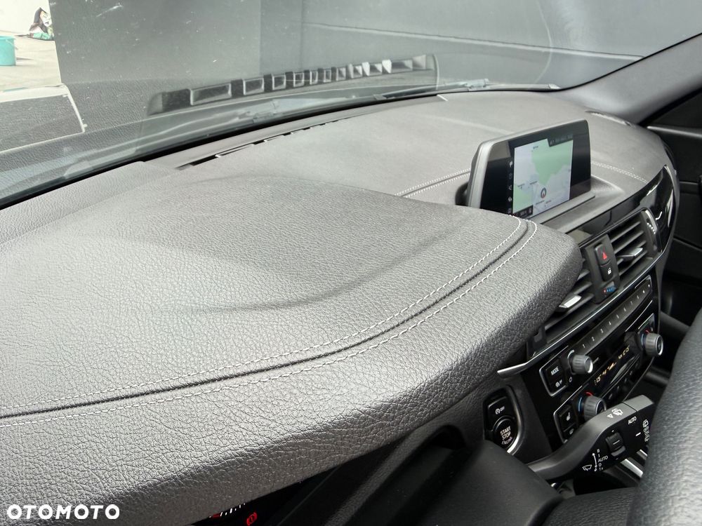 BMW Seria 1 120i Sport Line Shadow sport - 24