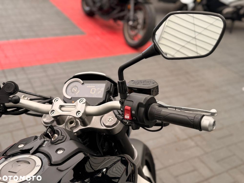 Honda CB - 9