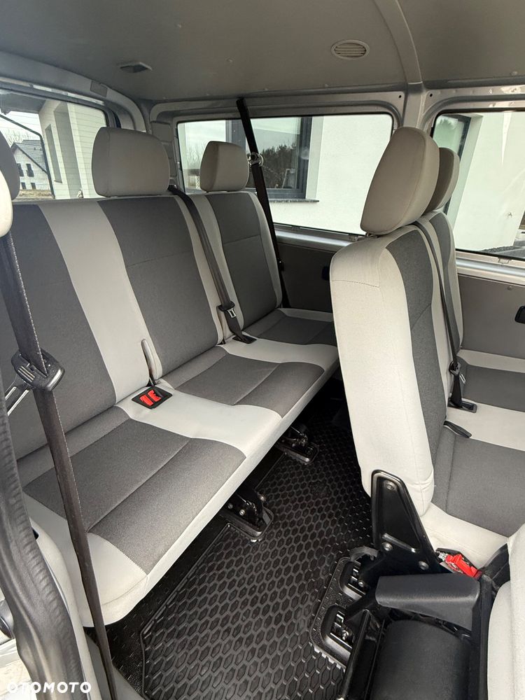 Volkswagen Transporter L2H1 - 22