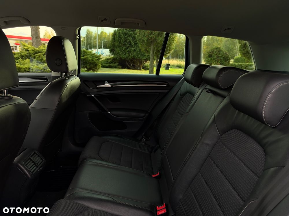 Volkswagen Golf 1.4 TSI BMT Highline DSG - 26