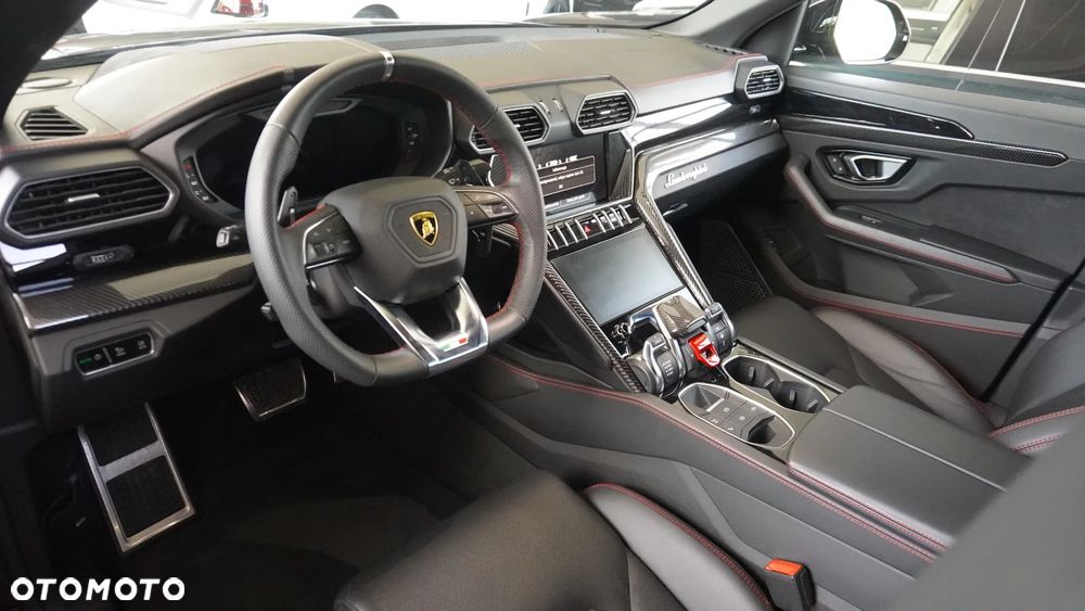 Lamborghini Urus - 6