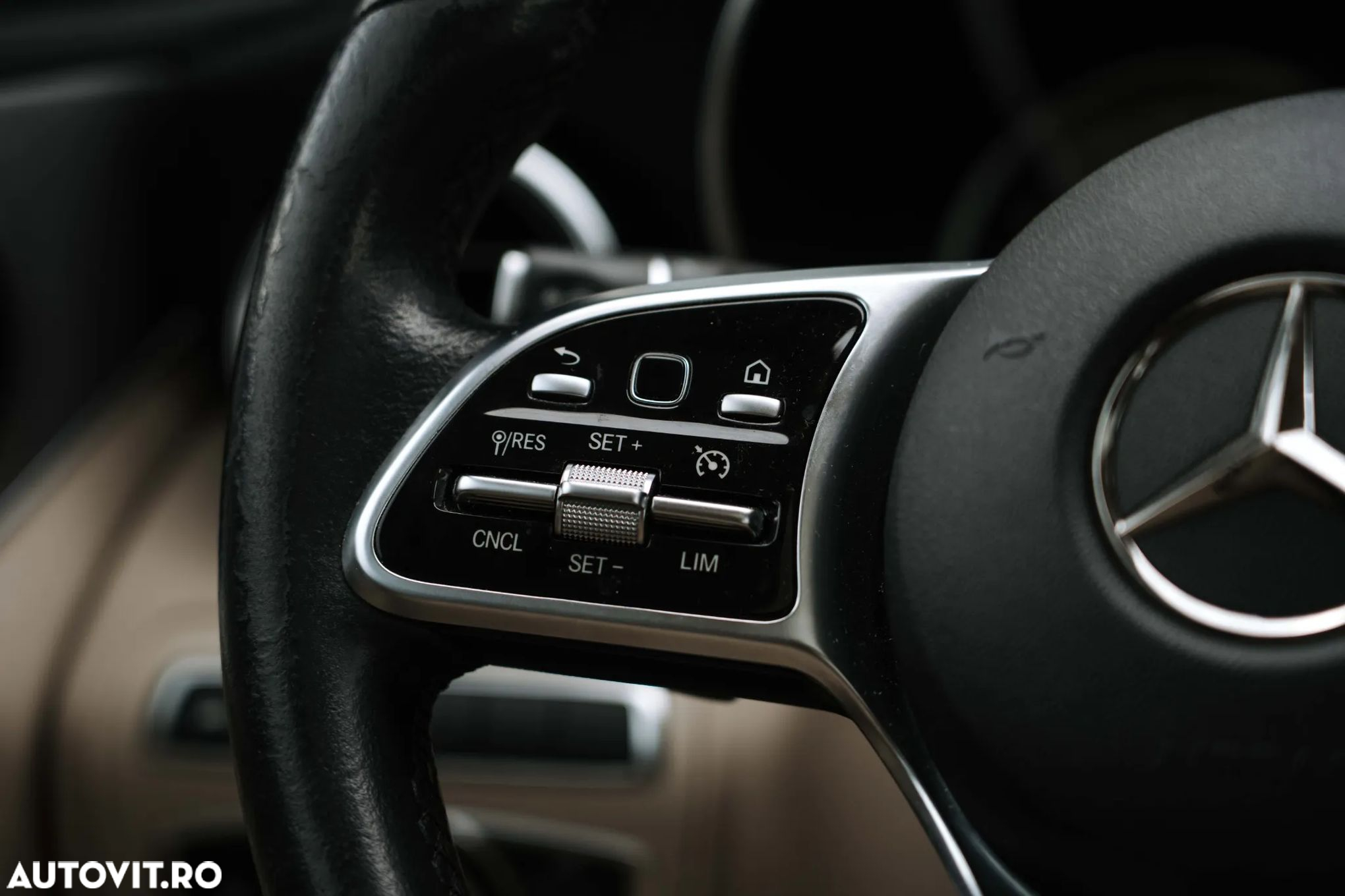Mercedes-Benz C - 14