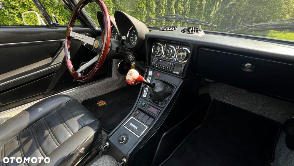 Alfa Romeo Spider - 33