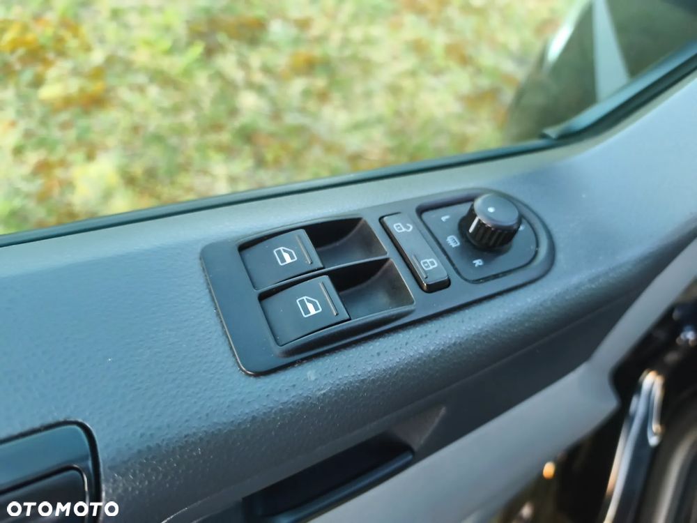 Volkswagen Transporter - 31