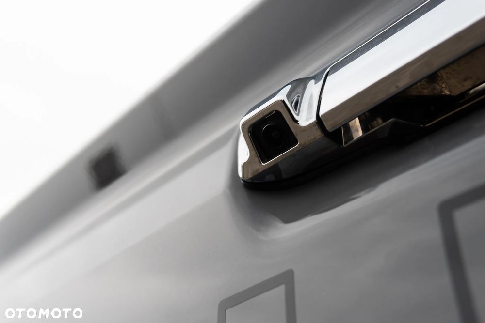 Isuzu D-Max Double Cab 4WD Autm LSE - 16