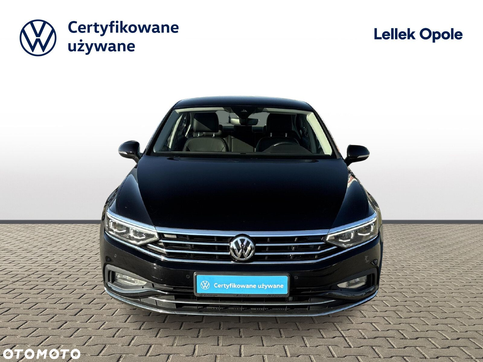 Volkswagen Passat - 2