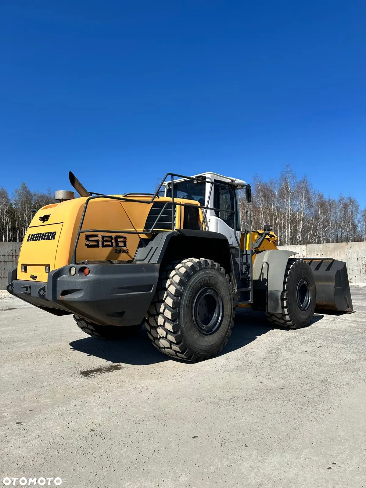 Liebherr 586 - 5