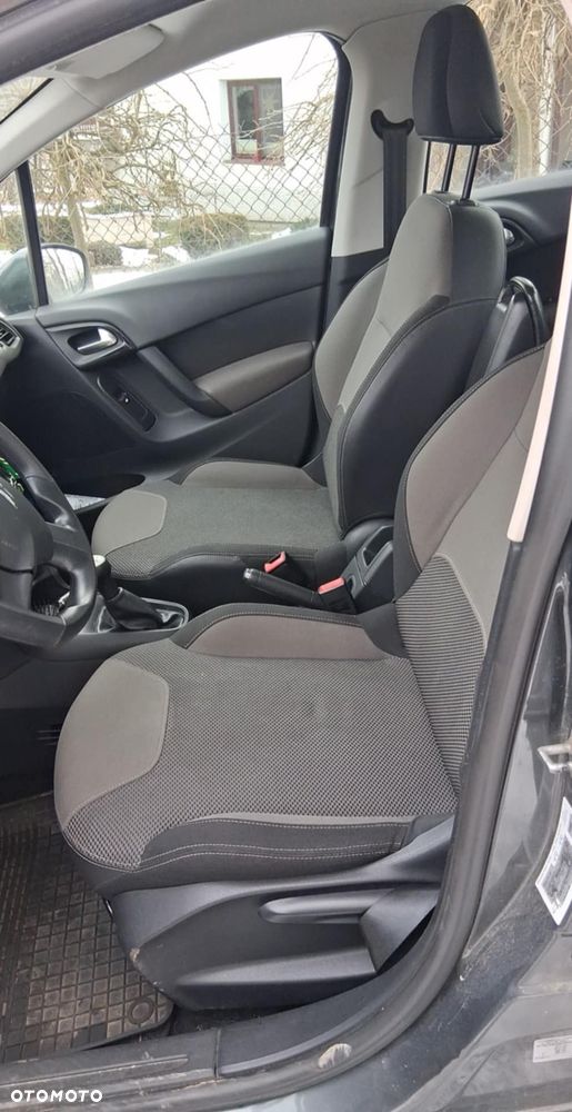 Citroën C3 1.2 PureTech Selection - 8