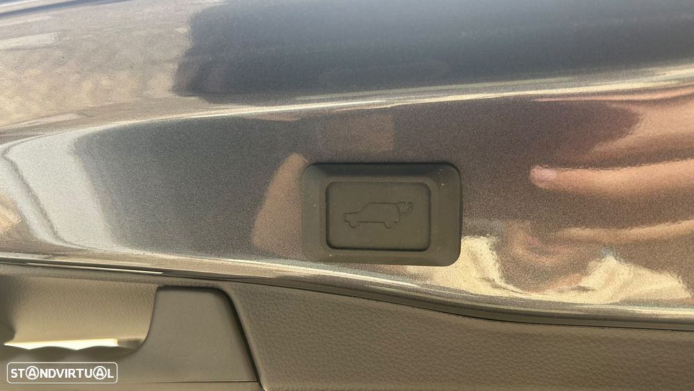 Toyota RAV4 2.5 HDF Comfort - 14