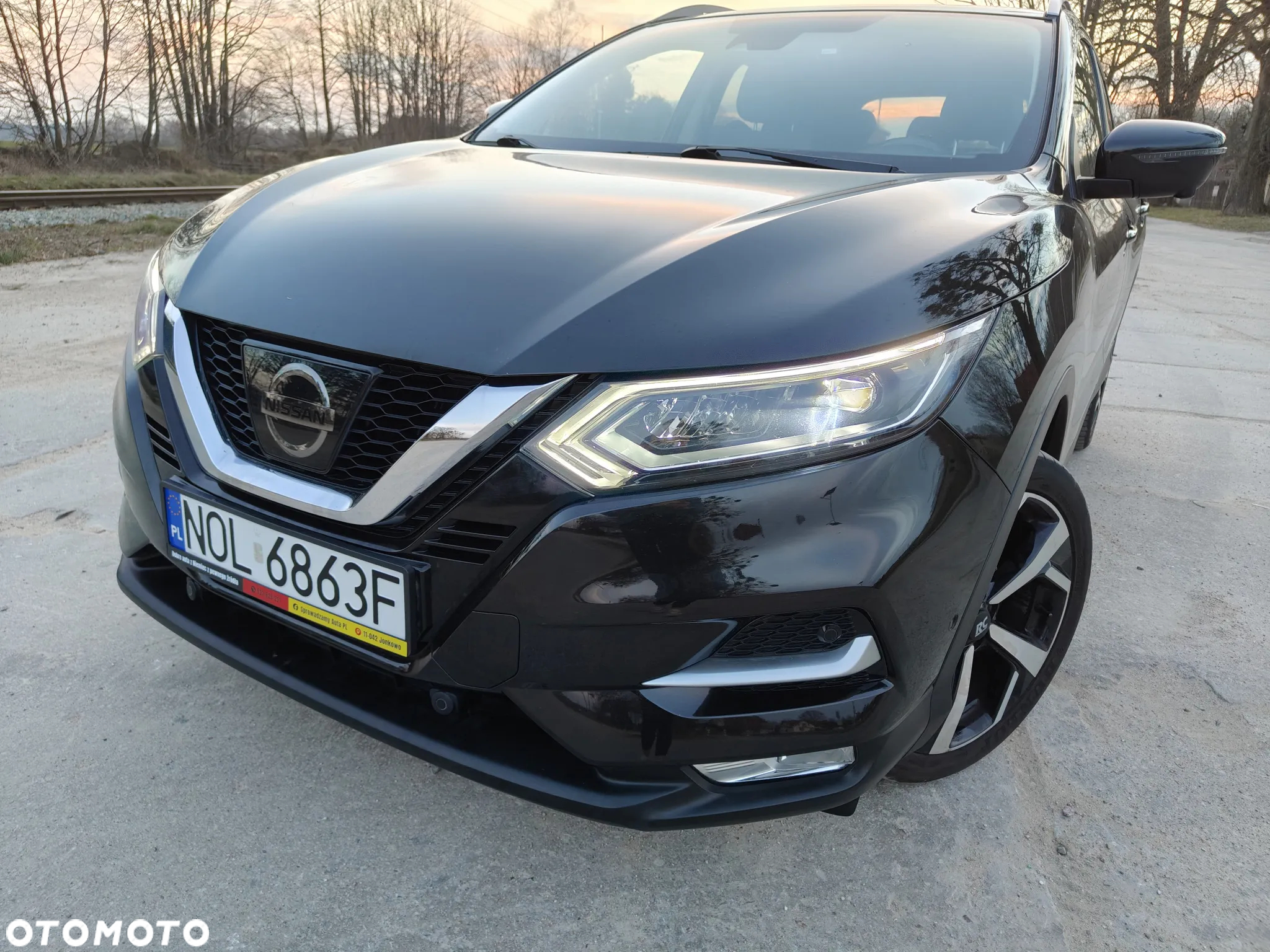Nissan Qashqai - 2
