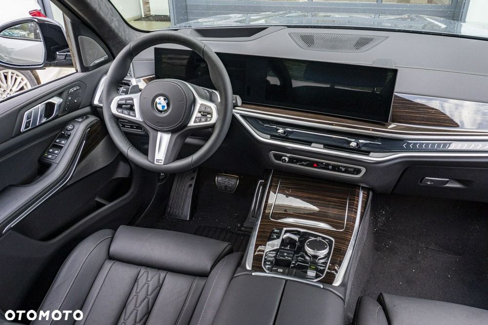 BMW X7 - 19