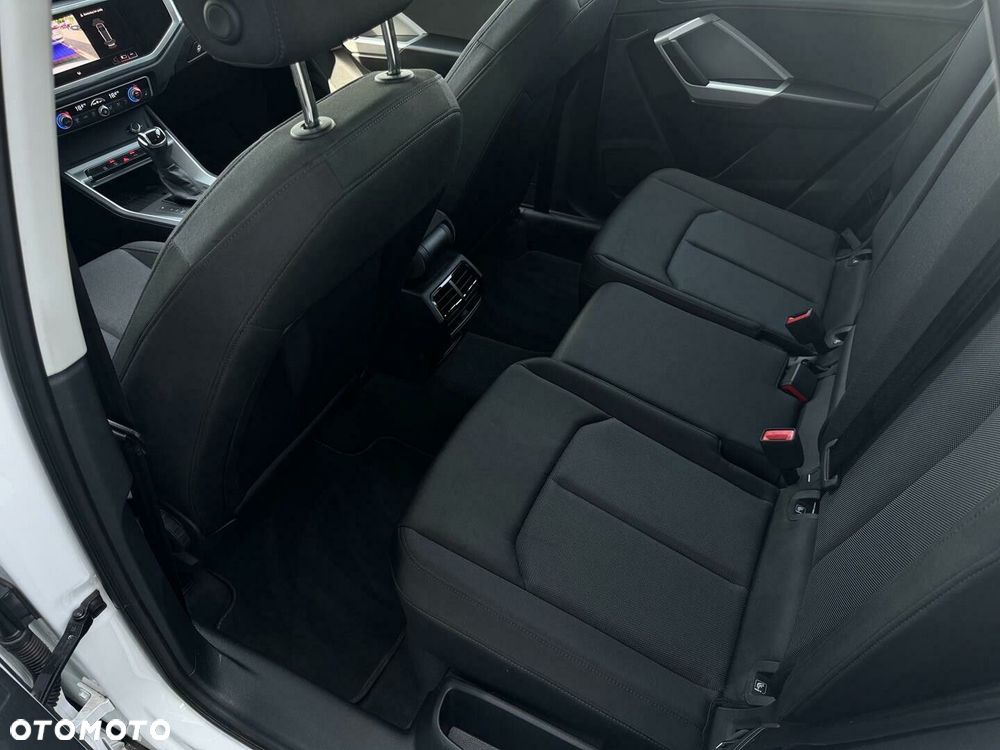 Audi Q3 - 12