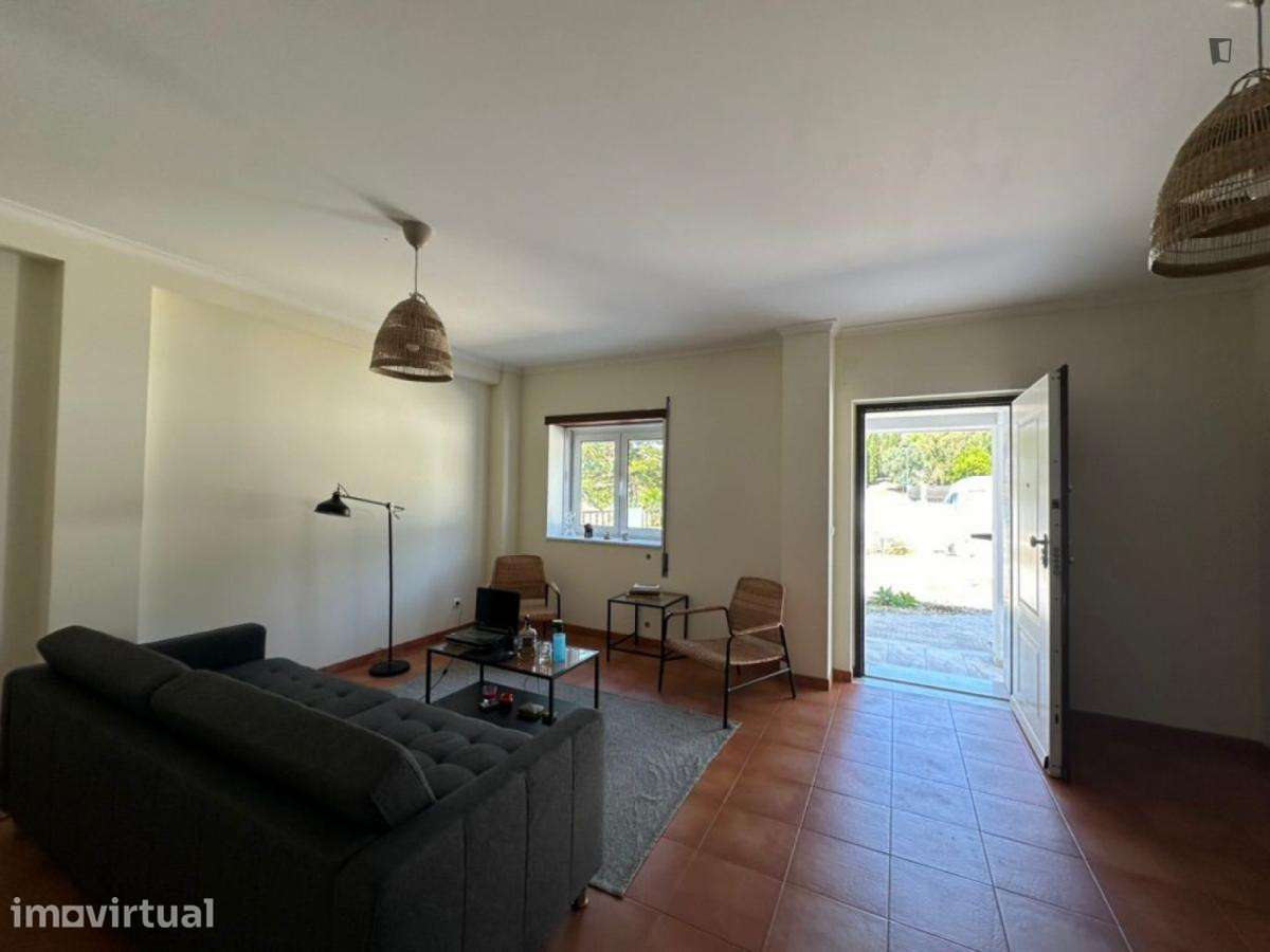 Quarto - localizado em Olivais Lisbon - Grande imagem: 5/17