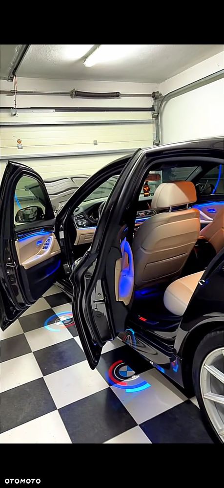 BMW Seria 5 528i xDrive - 2