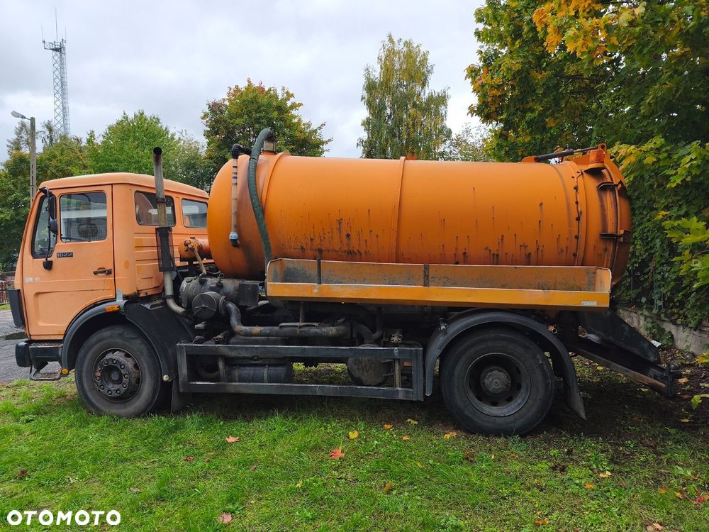 Mercedes-Benz 1622 - 8
