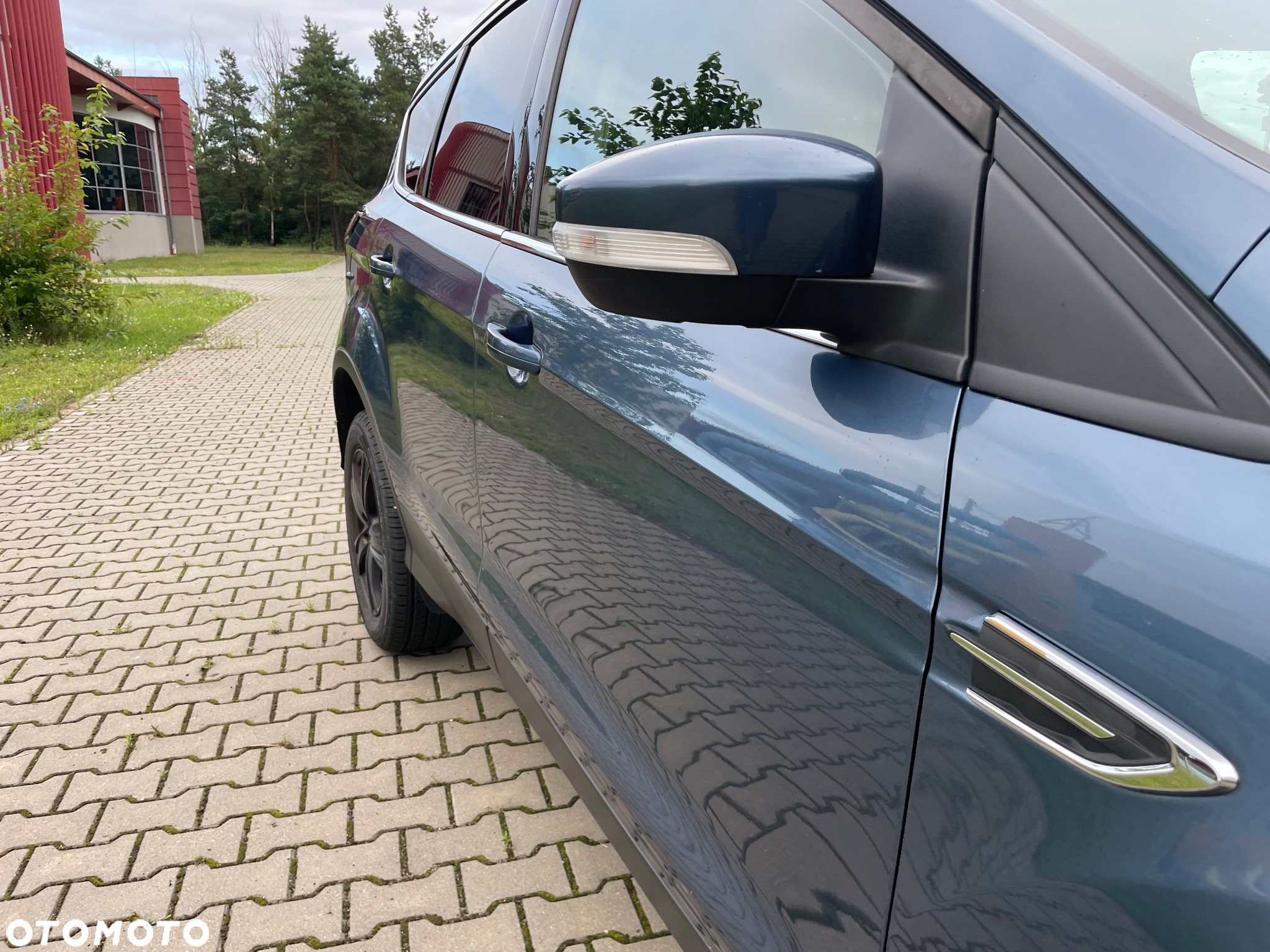 Ford Kuga 1.5 EcoBoost 2x4 Titanium - 13