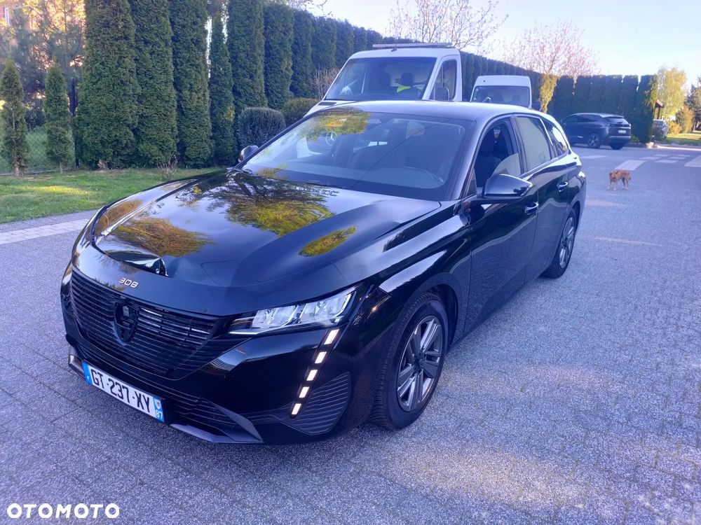 Peugeot 308 - 1