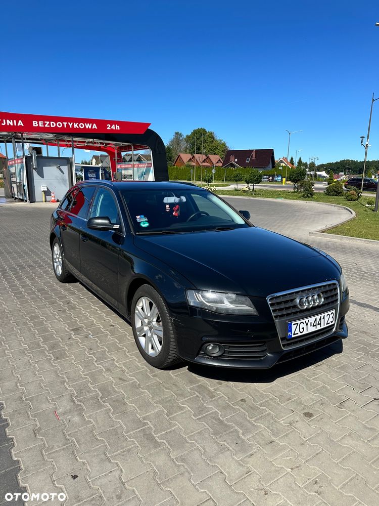Audi A4 Avant 2.0 TDI DPF - 2