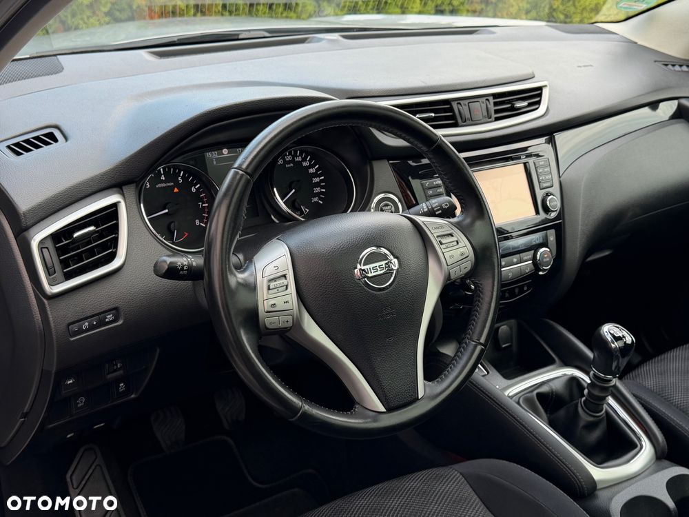 Nissan Qashqai 1.6 DIG-T Tekna - 28