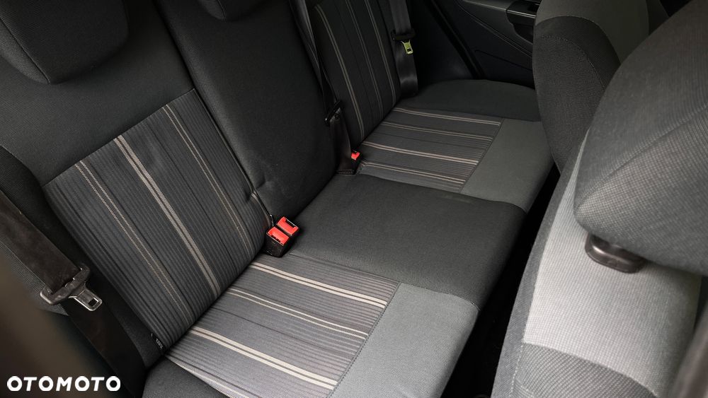 Ford Fiesta 1.4 Titanium - 14