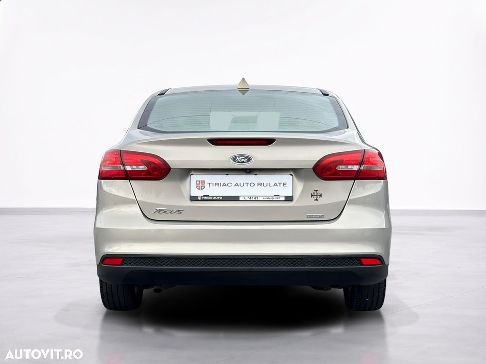 Ford Focus 1.0 EcoBoost Trend - 5