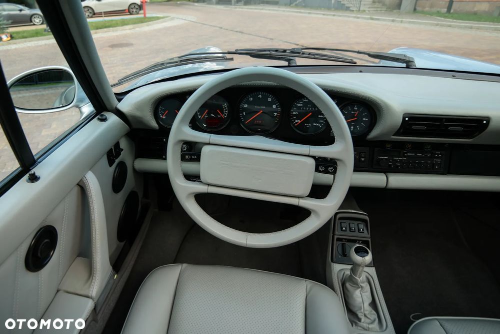 Porsche 911 4 - 32