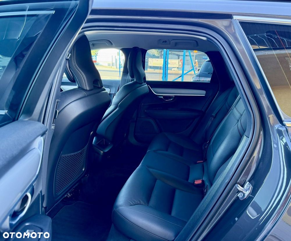 Volvo V90 B4 B Momentum Pro - 10