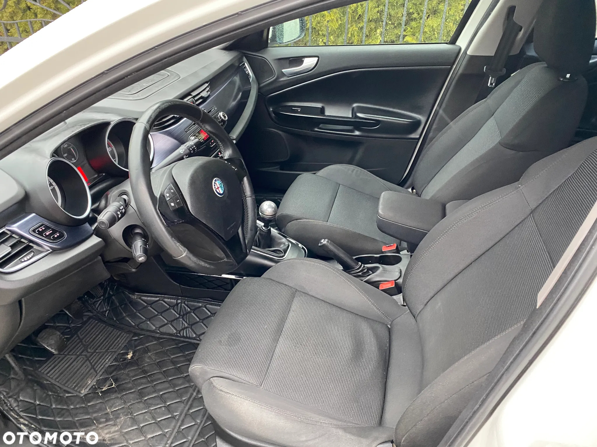 Alfa Romeo Giulietta 2.0 JTDM 16V Turismo - 4
