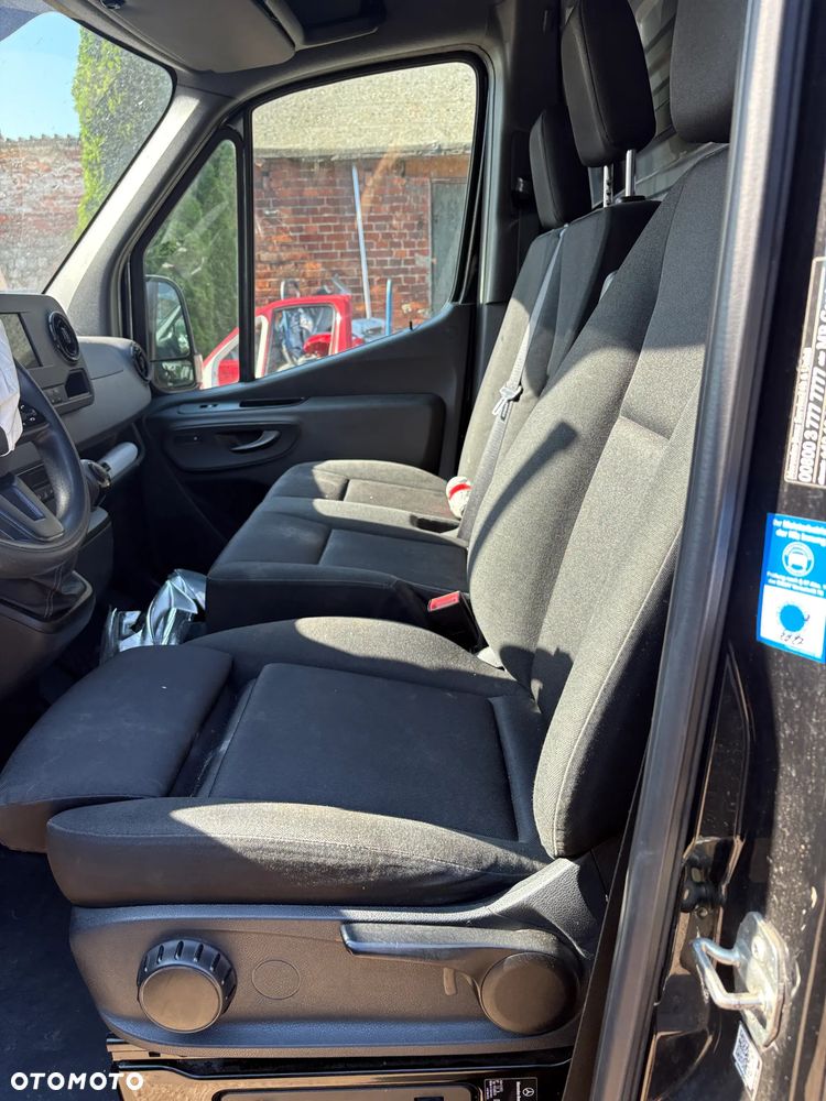 Mercedes-Benz Sprinter - 18