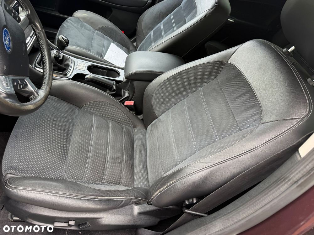 Ford Mondeo 2.0 TDCi Titanium - 11