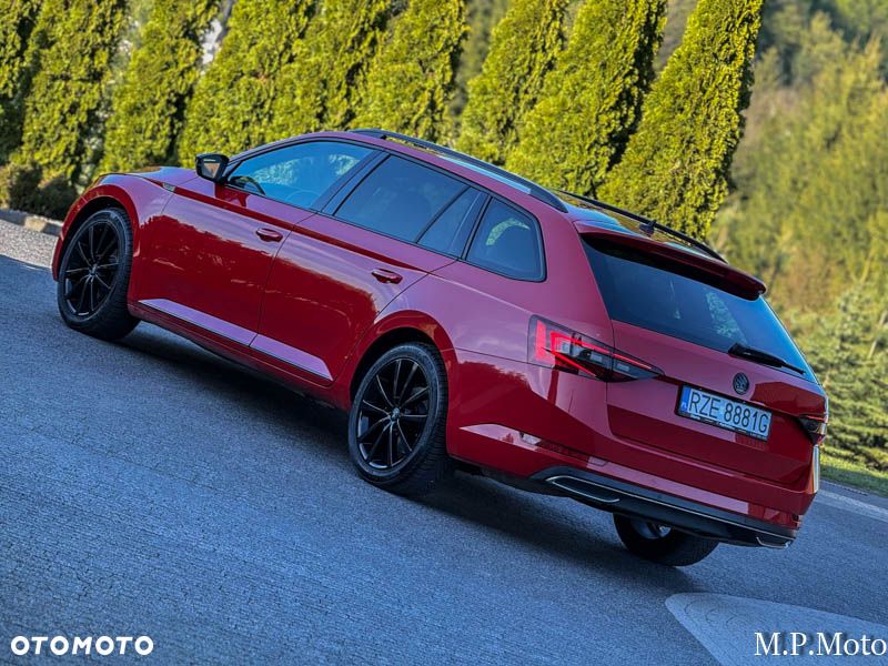 Skoda Superb 2.0 TDI Sportline - 36