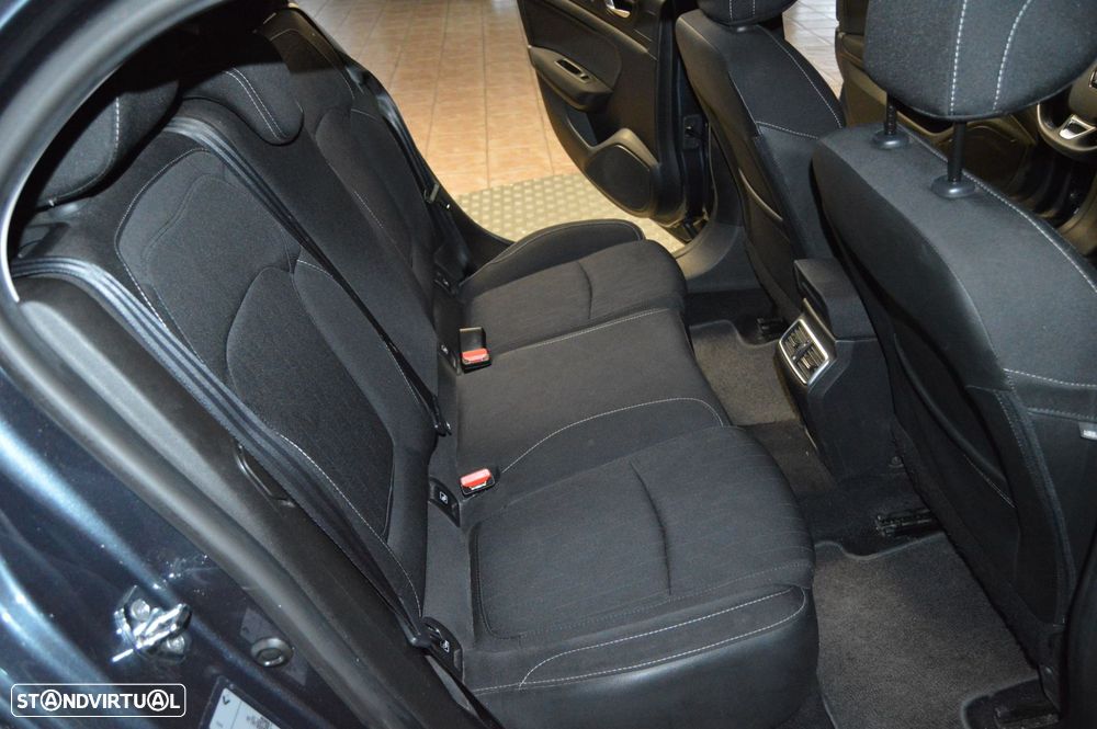 Renault Mégane 1.3 TCe Limited - 25