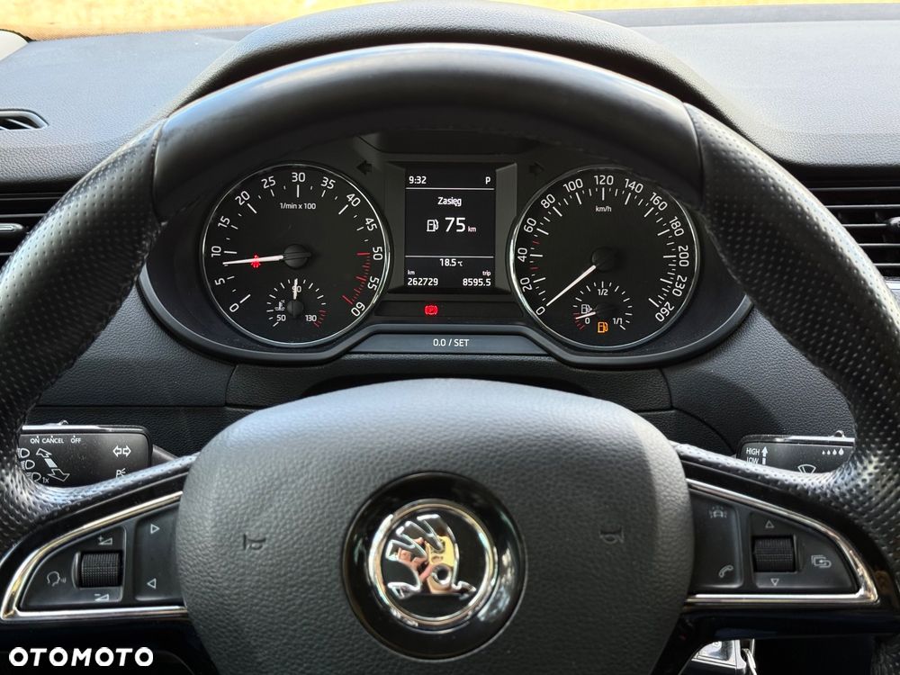 Skoda Octavia 2.0 TDI Style DSG - 10