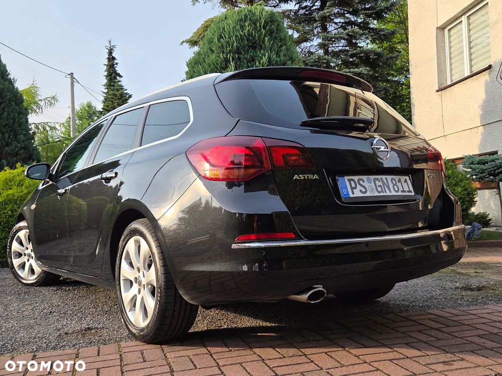 Opel Astra 2.0 CDTI DPF ecoFLEX SportsTourer Start/Stop Exklusiv - 24