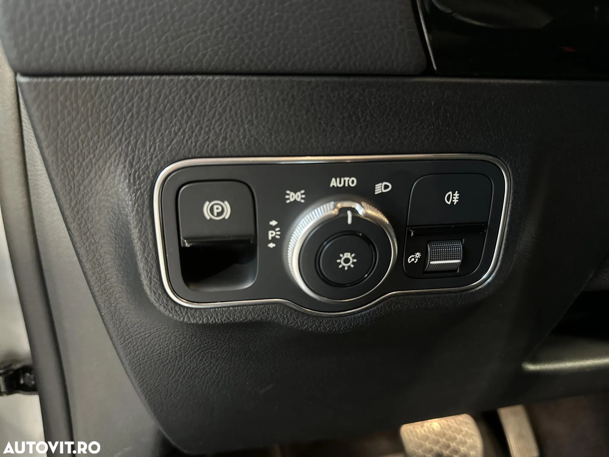 Mercedes-Benz GLA 200 Aut. - 15