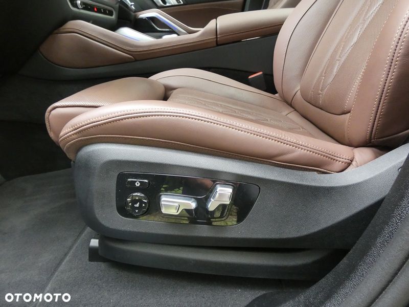 BMW X6 - 15