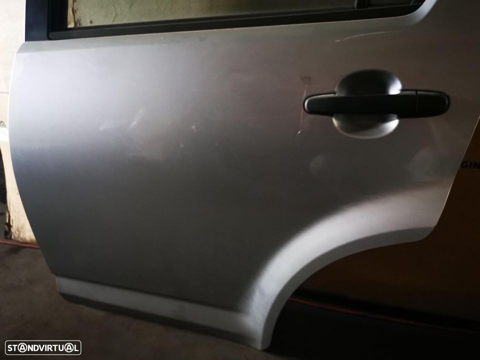 DAIHATSU SIRION PORTA TRÁS ESQ PT353 - 3