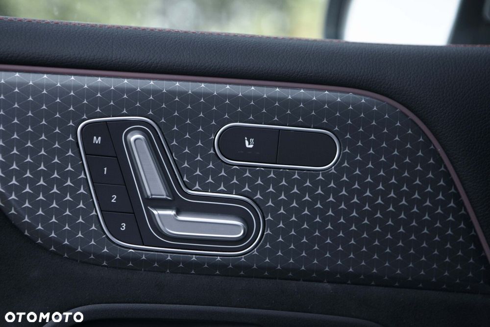 Mercedes-Benz GLB 200 d 4-Matic AMG Line 8G-DCT - 19