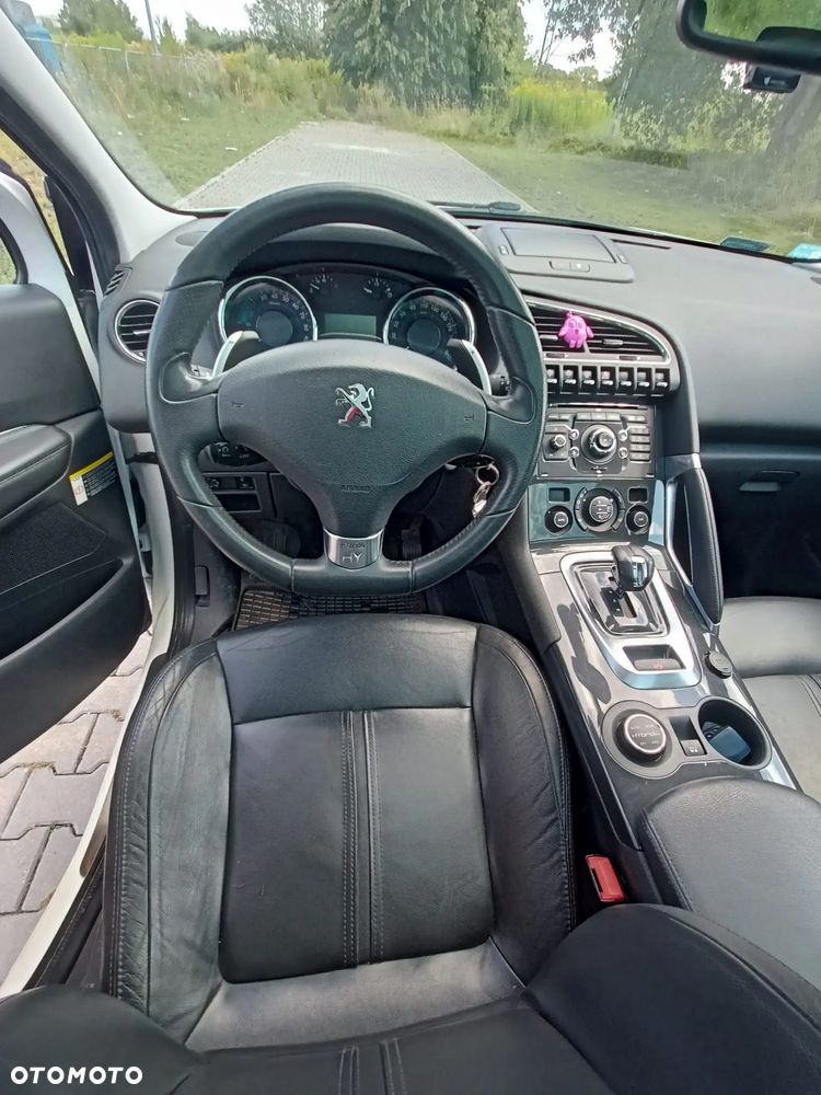 Peugeot 3008 2.0 HDi HYbrid4 - 5