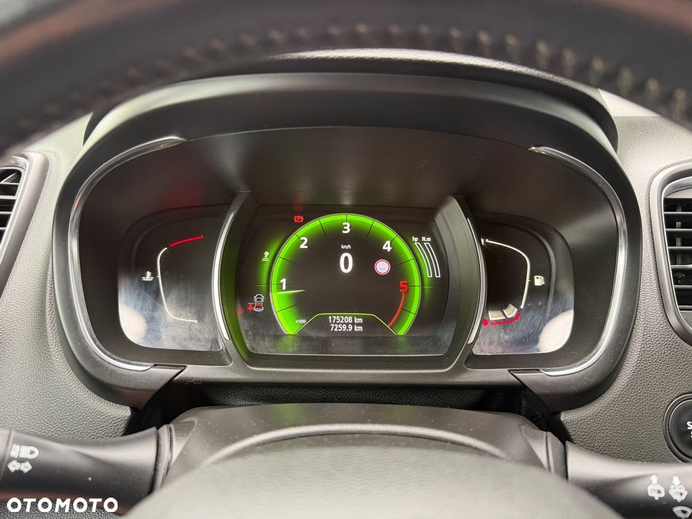 Renault Scenic 1.5 dCi Energy Life EU6 - 19