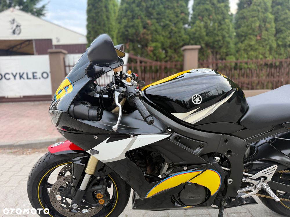 Yamaha R6 - 22